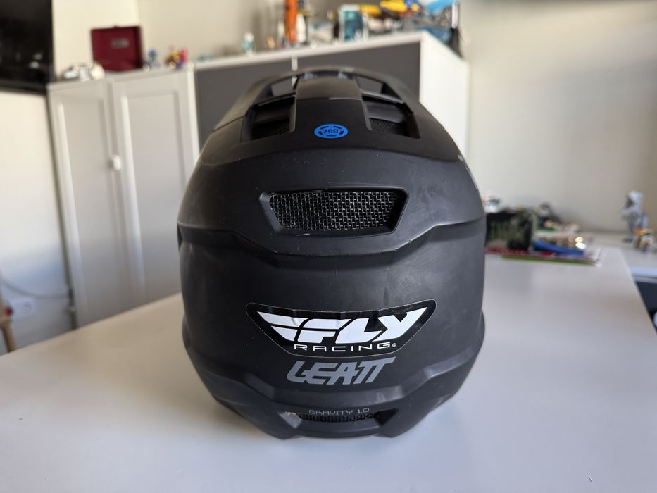 Capacete LEATT Preto criança
