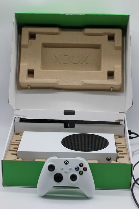 xbox series s | stan idealny | pad 0 driftu | kompletny box