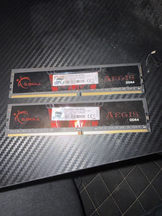 Sprzedam pamiec ram ddr4 G.SKILL 16 GB (2x8GB) 3200MHz CL16 Aegis