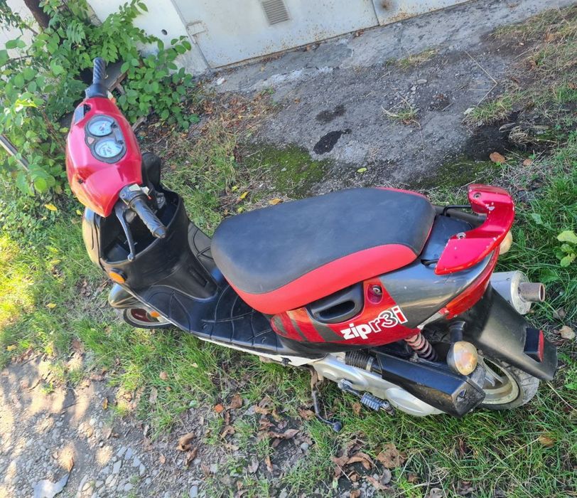 Скутер Viper zip r3I 50 їде 80км в гарному стані
