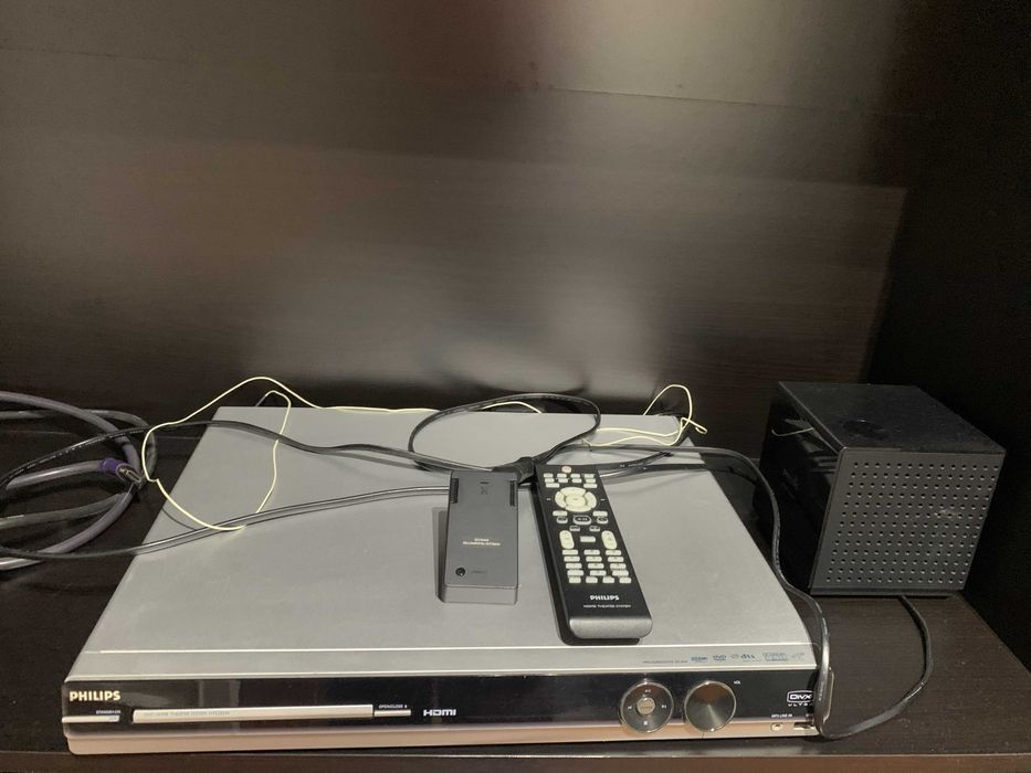 Sistema de cinema em casa DVD Philips 335w/12