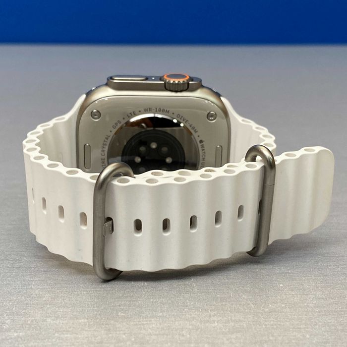 Apple Watch Ultra 2 | Titanium Natural | 49mm | White Ocean Band