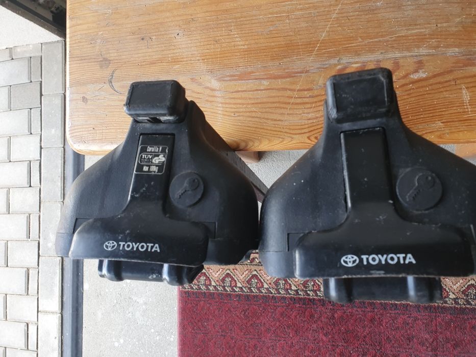 Bagażnik dachowy relingi Toyota