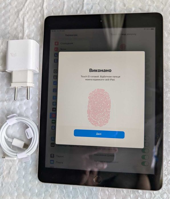 Apple iPad 5 th 9.7 128 GB Space Gray доступний справний