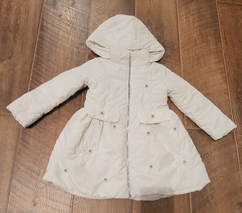 Курточка для дівчинки