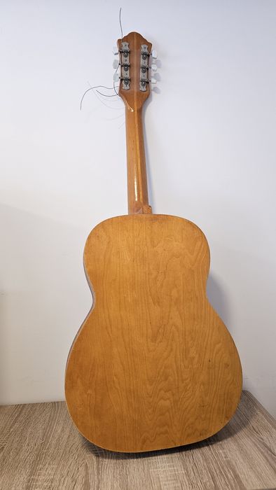 Gitara używana defil klasyczna dobry stan lata 80te