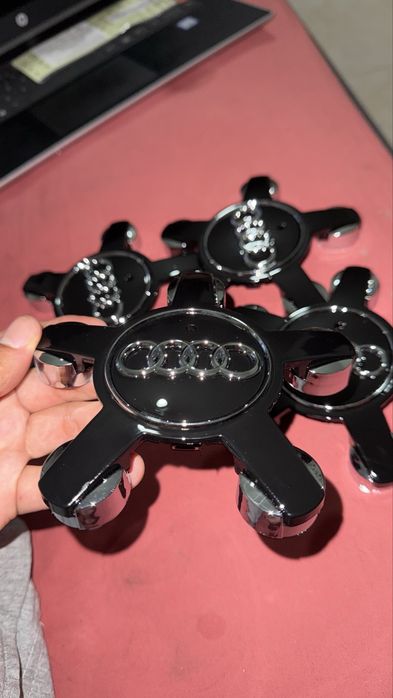 Calotas Audi 135mm