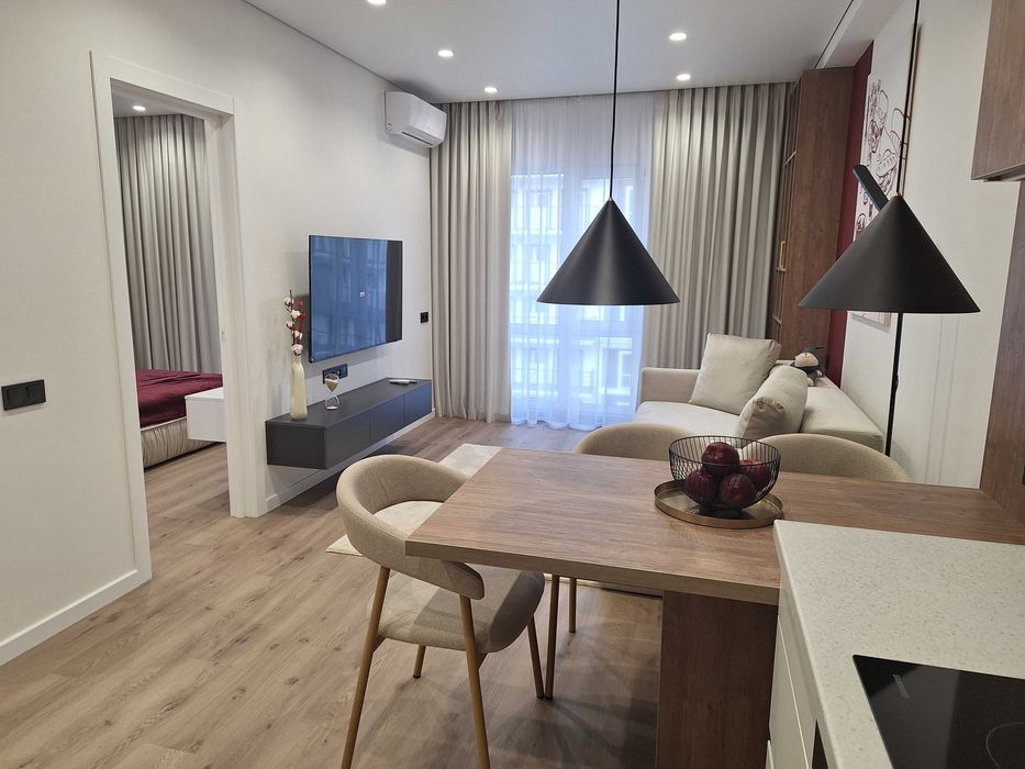 Продаж Без комiсii 1 кв-ри, з Авторським ремонтом, ЖК Нова Англiя,вул.Максимовича 26 Д