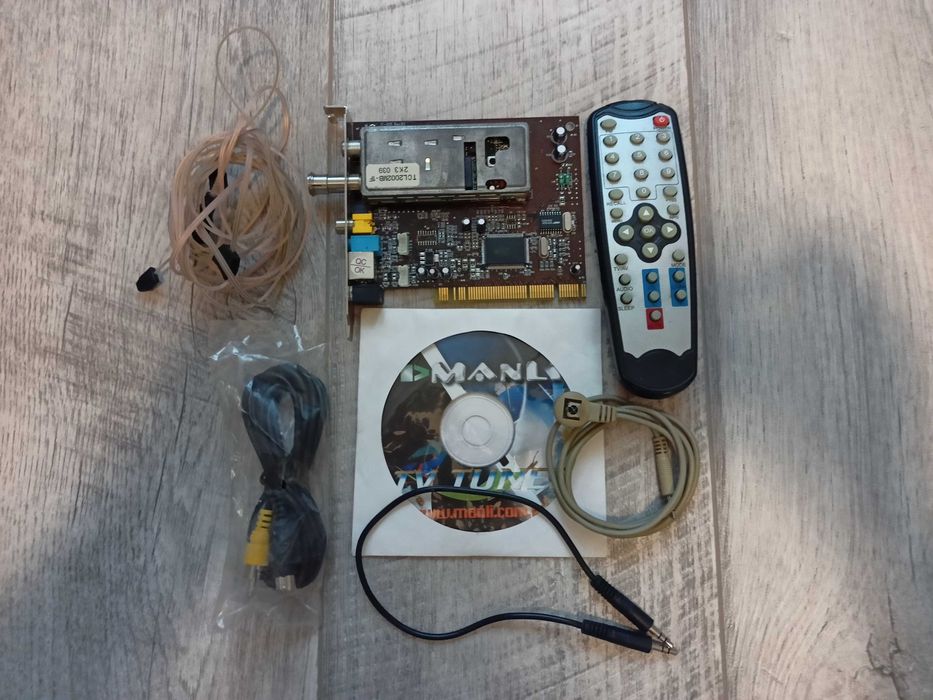 ТВ тюнер внутренний Manli (TV tuner) шина PCI, на чипе Philips SAA7134