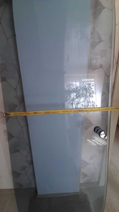 Скляні панелі для душевої кабіни