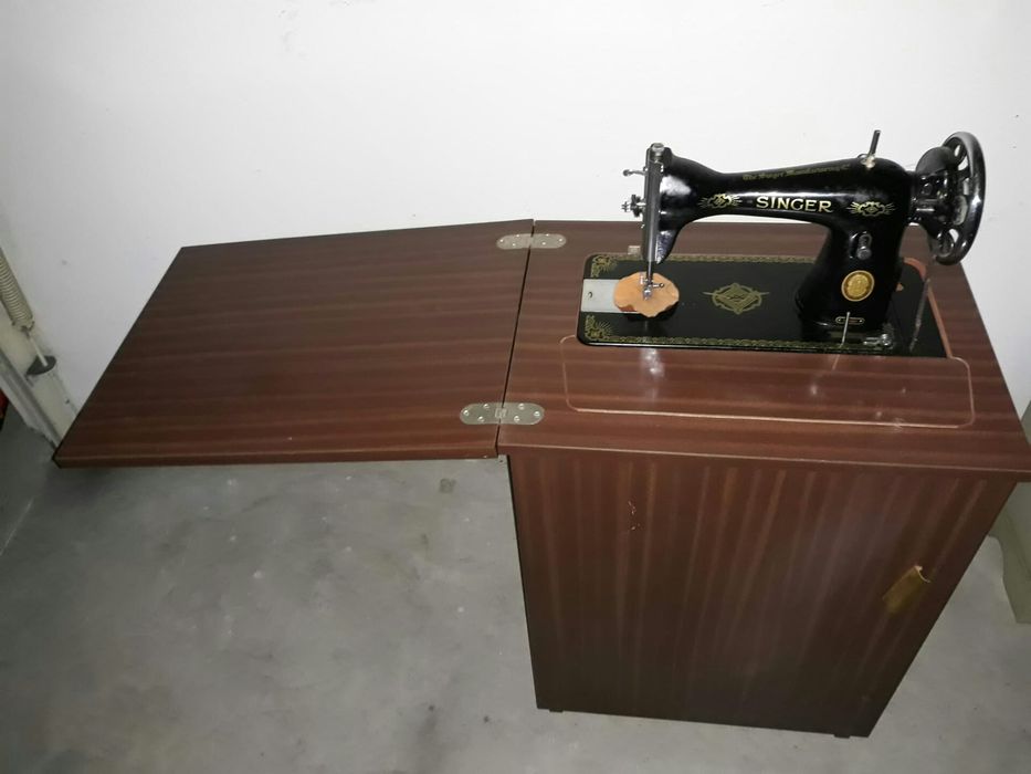 Máquina de  custura singer