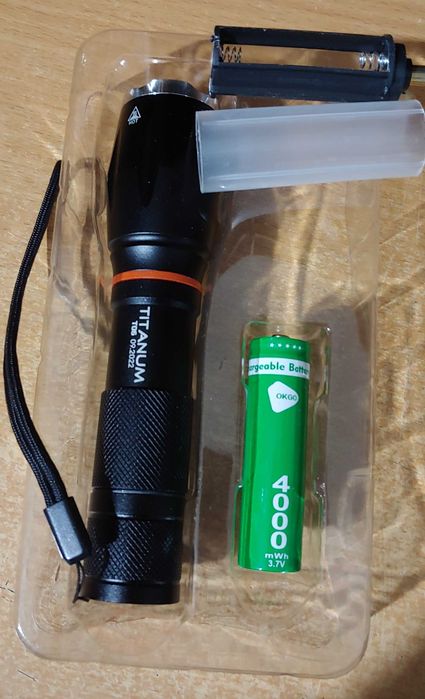 Портативний світлодіодний ліхтарик TITANUM TLF-T06 300Lm 6500K