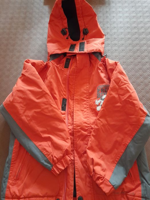 Kispo Berg como novo