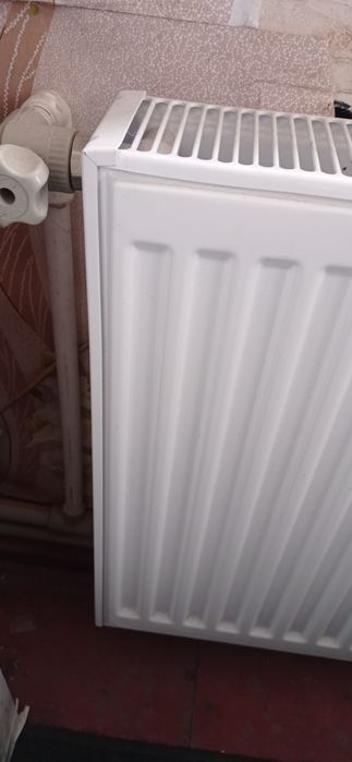 Продам сталеві б/у радіатори.