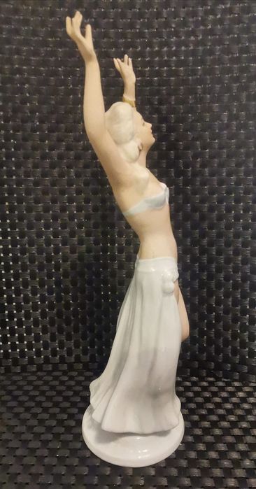 Porcelana Figurka Tancerki Schaubach Kunst 1953 r.