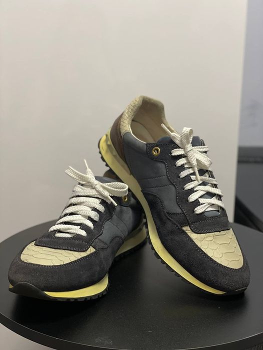 navyboot.          .