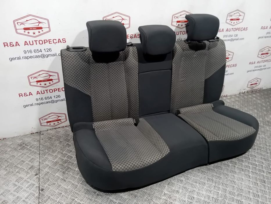 Conjunto de Bancos Renault Megane II em Tecido Original