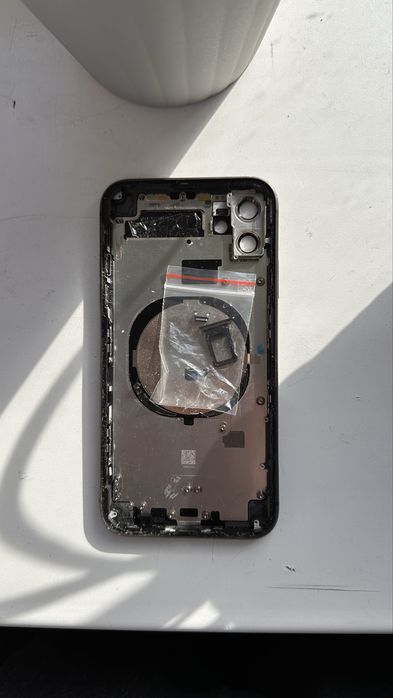 Корпус iPhone 11