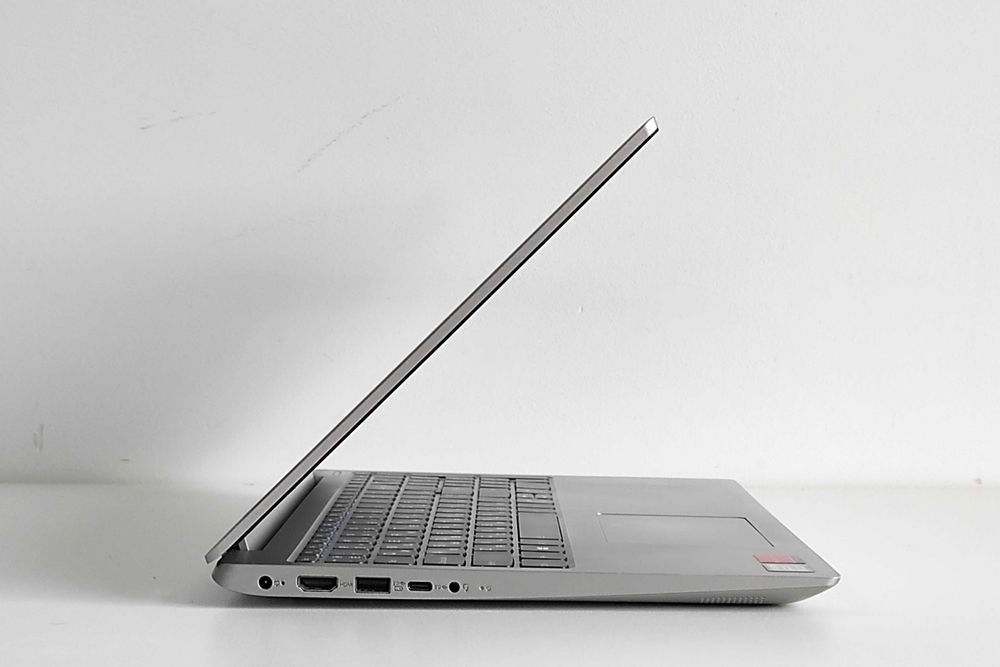 Ігровий IPS 15.6 i5-8th, 12/512ГБ Radeon 540 2ГБ 5 годин  Lenovo 330S