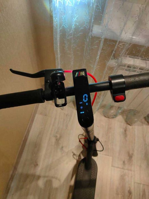 Xiaomi Mi Electric Scooter Pro 2