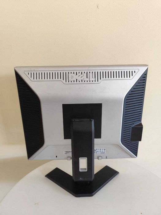 Monitor DELL 19" LCD