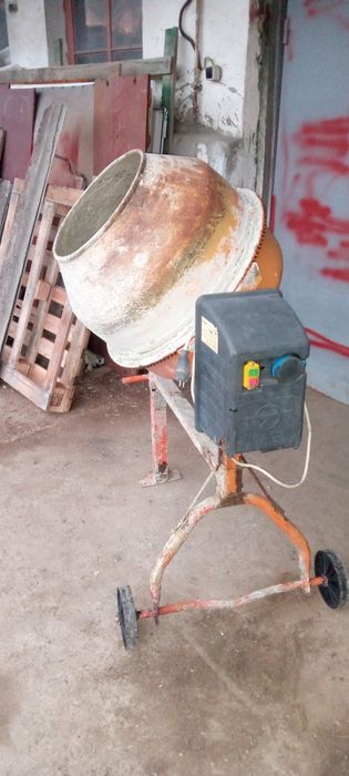 Прокат аренда бетономешалки