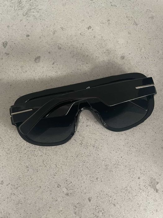 Modne ta stylowe okulary przeciwsłoneczne.