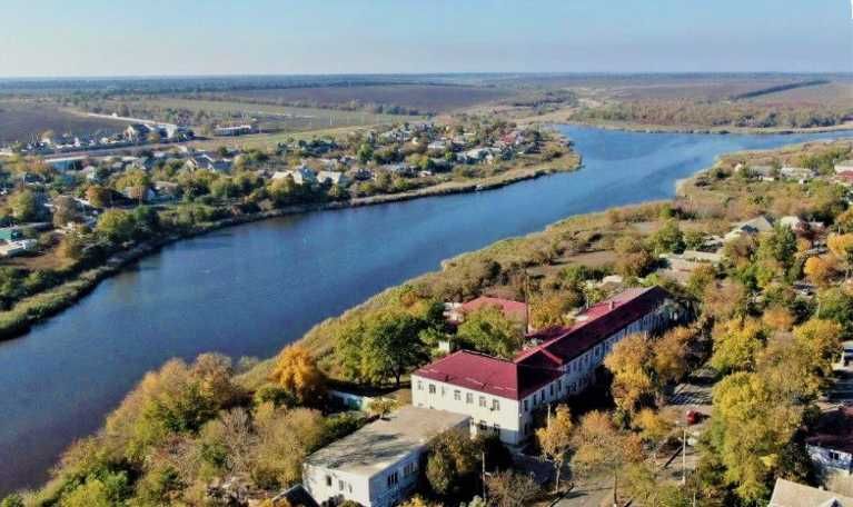 У продажу 10соток землі.  Локація Доброслав.