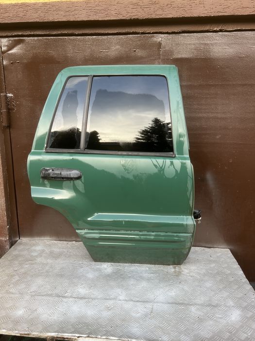 grand cherokee wj джип чероки 04 год дверь в сборе зад прав