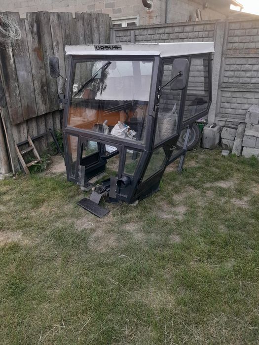 kabina Cześći do  Ciągnika kabina T 25 Ruskiego  c33M