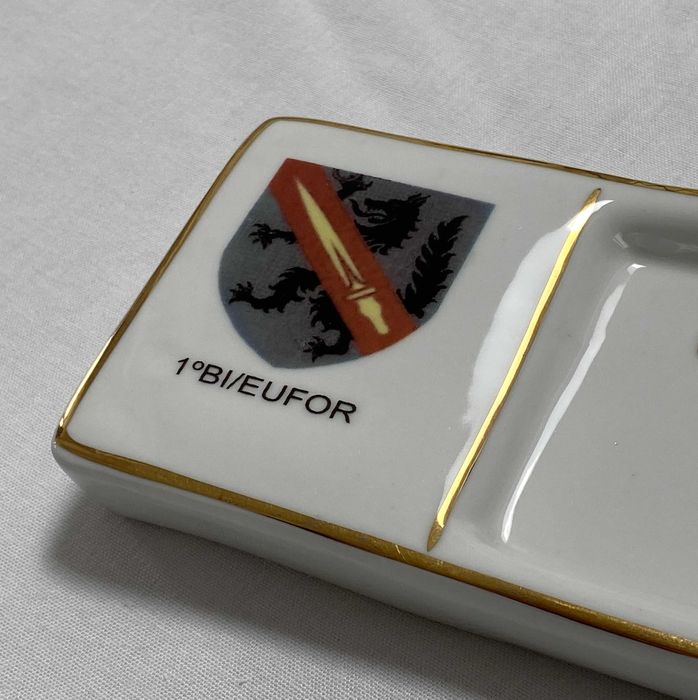 Cinzeiro decorativo contingente do Exército 1º BI/EUFOR na Bósnia