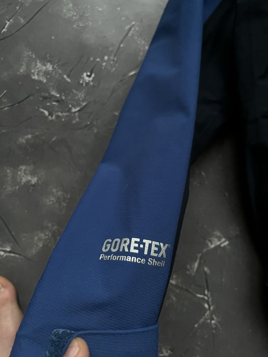 Ветровка Berghaus