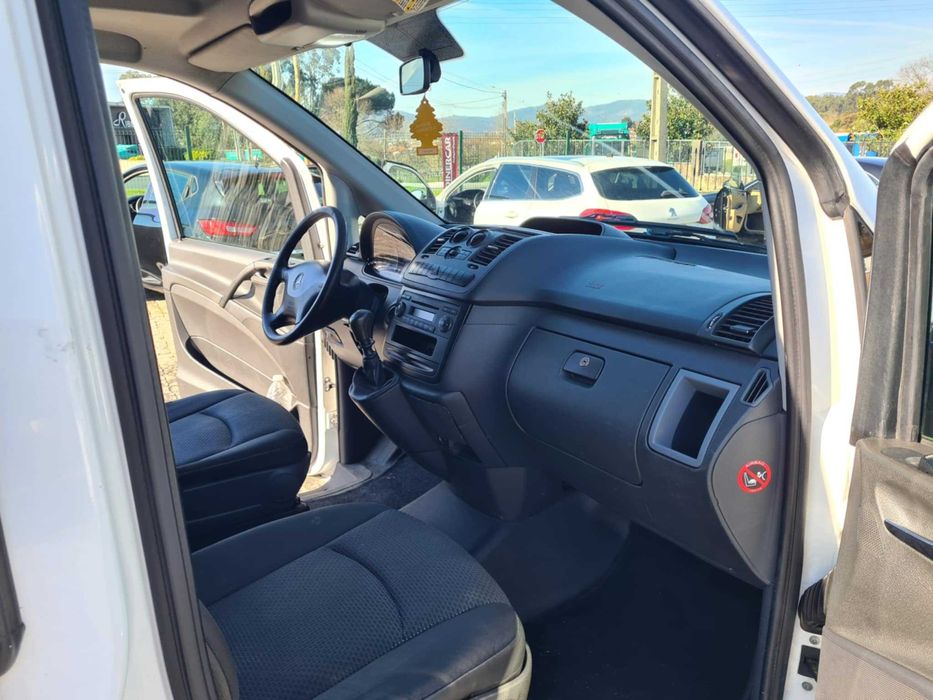 Mercedes Benz 110 Cdi 9 Lugares