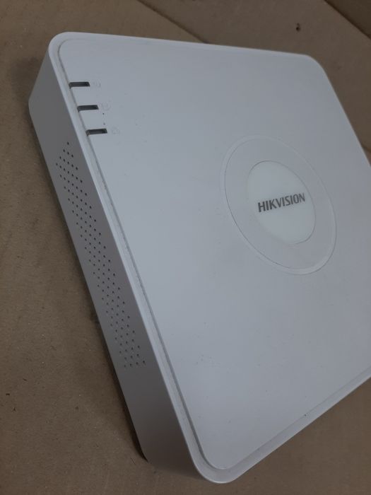 DVR-регистратор Hikvision DS-7104HWI-SH