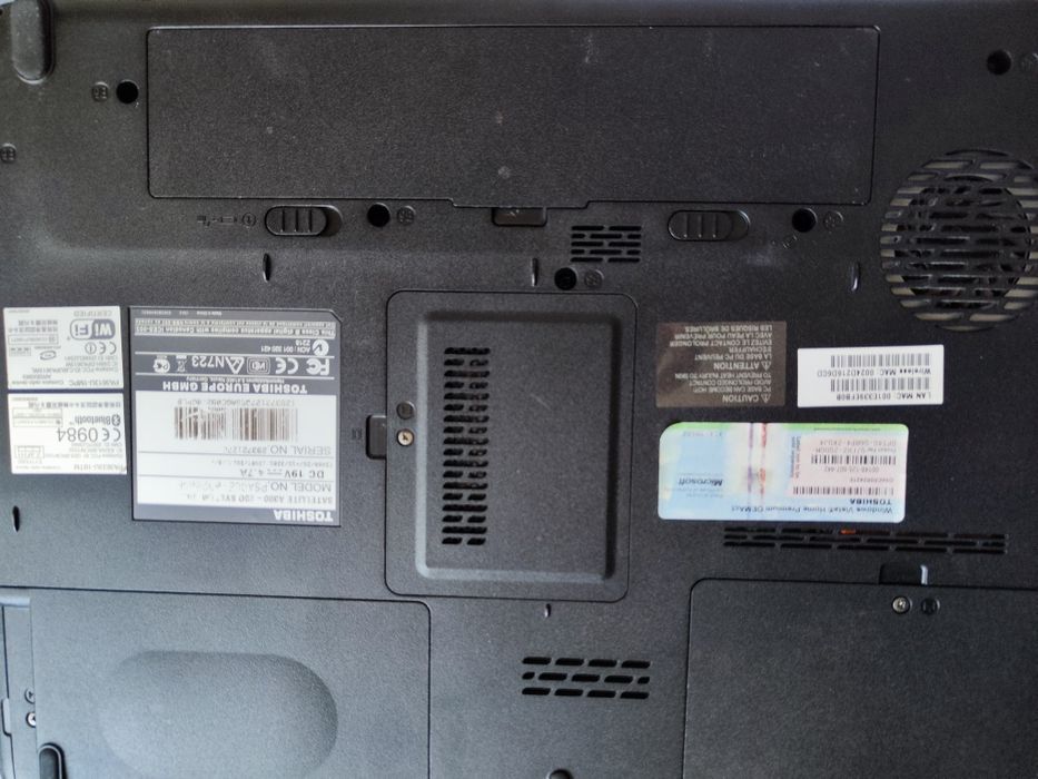 Laptop Toshiba Satellite A300-200