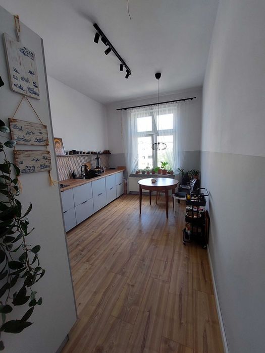 Mieszkanie w centrum- 2 pokoje - ciche i słoneczne, 57,60 m2