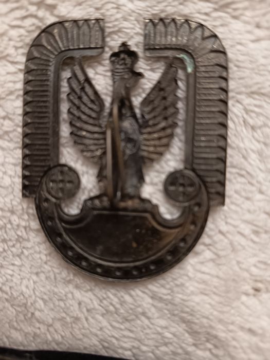 Kolekcja :orzeł, flagi, naszywki.