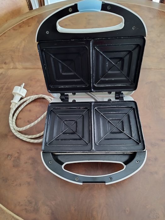 Tostadeira em bom estado