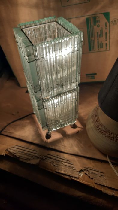 Two fully functional table lamps424831291219005443