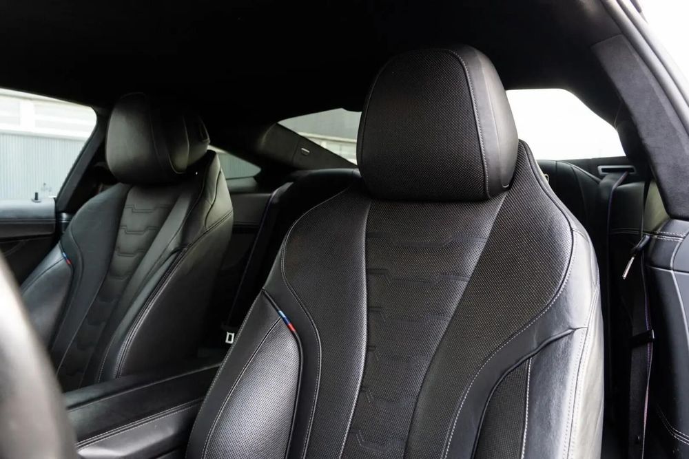 BMW 840