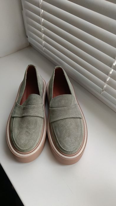 Продам лофери 37р