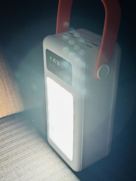 PowerBank 60000Mah + яркий фонарик и кабеля