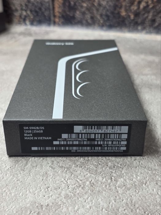 Samsung S26 12/256