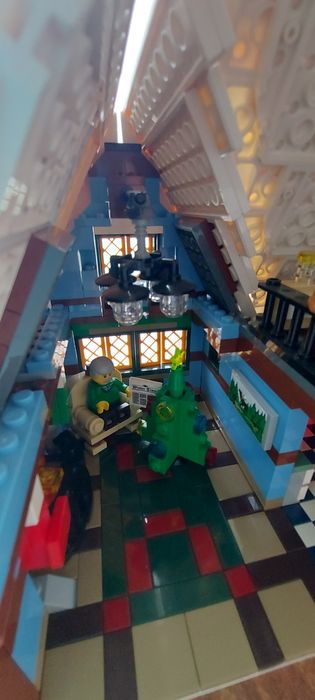 Świąteczne Lego 10229 Zimowa chata