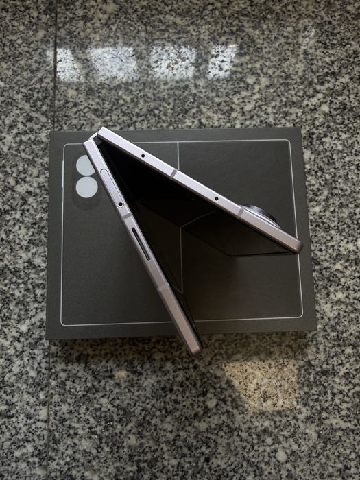 Samsung Z Fold 8 512gb
