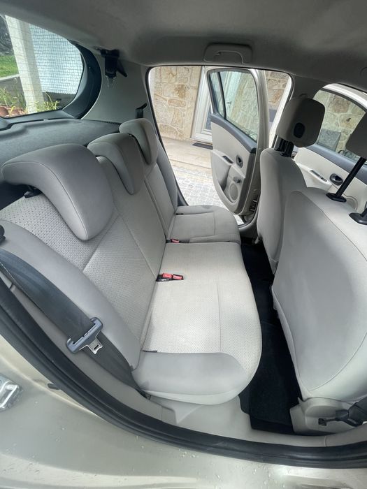 Renault Clio 3  1.5 Dci APENAS 101 000 KILOMETROS