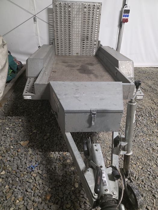 Przyczepa laweta minikoparke