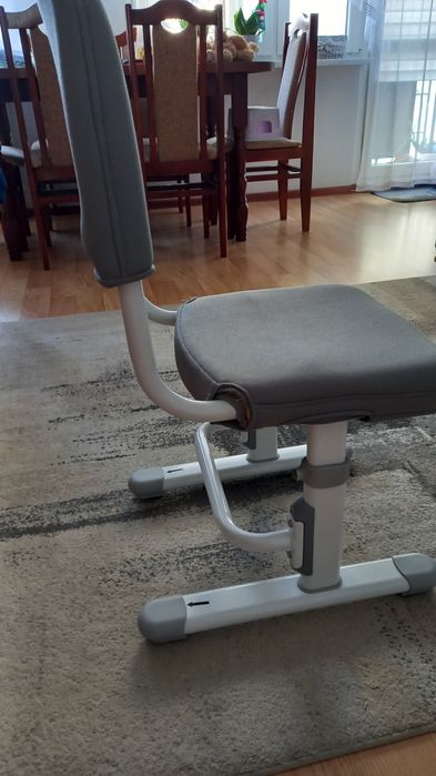 Fotel do biurka dla dzieci