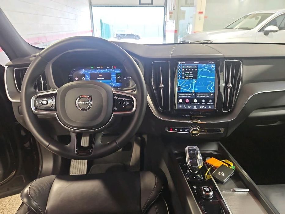 Volvo XC 60 2.0 T6 PHEV Black Edition