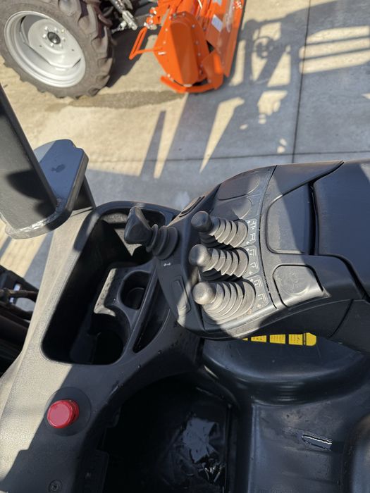 Empilhador LINDE 1600 kg eletrico